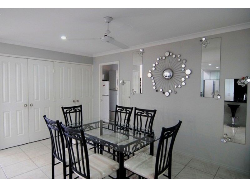 15 Liriope Drive, Kirkwood QLD 4680