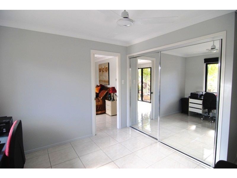 15 Liriope Drive, Kirkwood QLD 4680