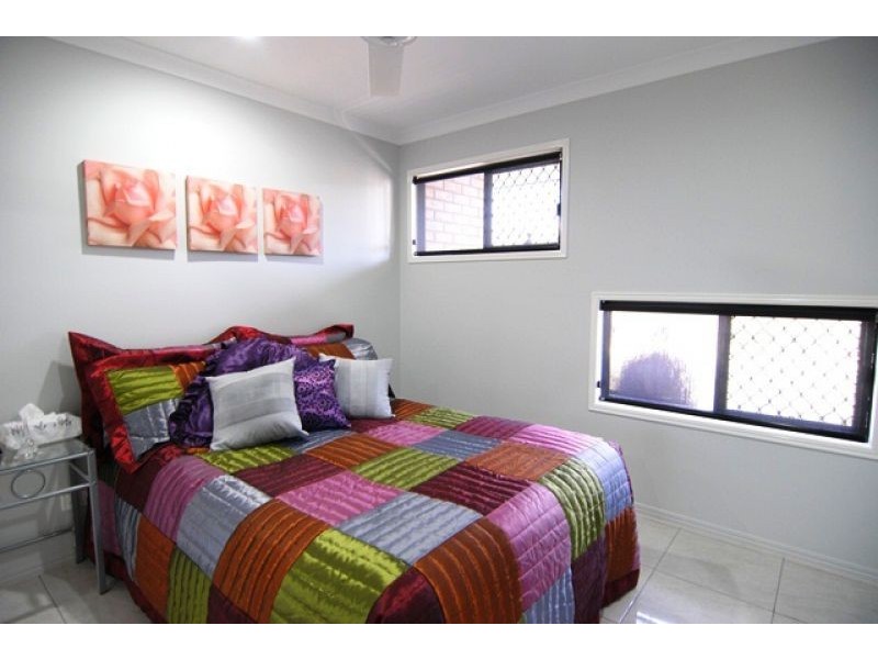 15 Liriope Drive, Kirkwood QLD 4680