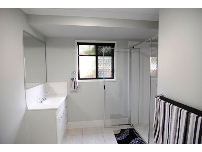 15 Liriope Drive, Kirkwood QLD 4680