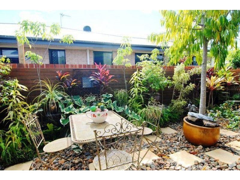 15 Liriope Drive, Kirkwood QLD 4680