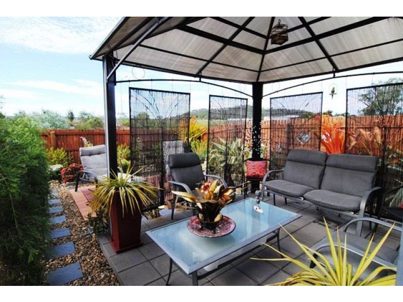 15 Liriope Drive, Kirkwood QLD 4680