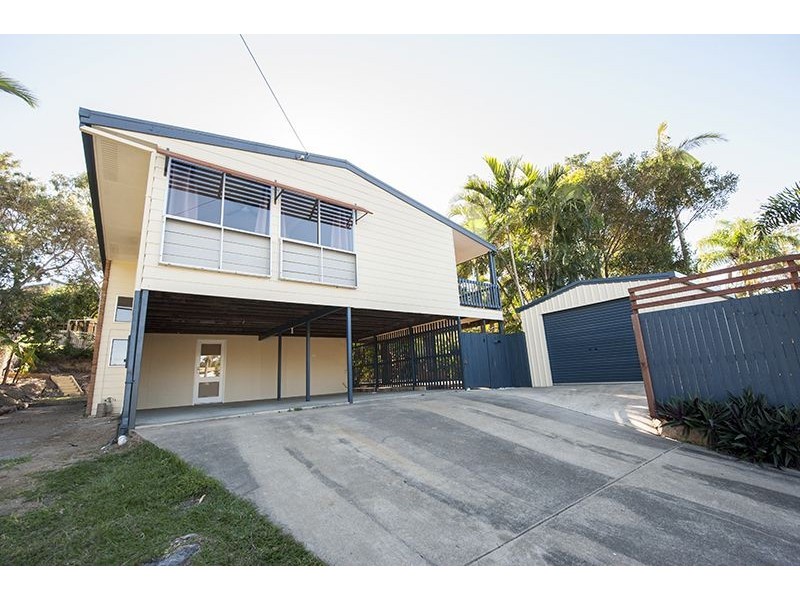 24 Latrobe Street, Tannum Sands QLD 4680