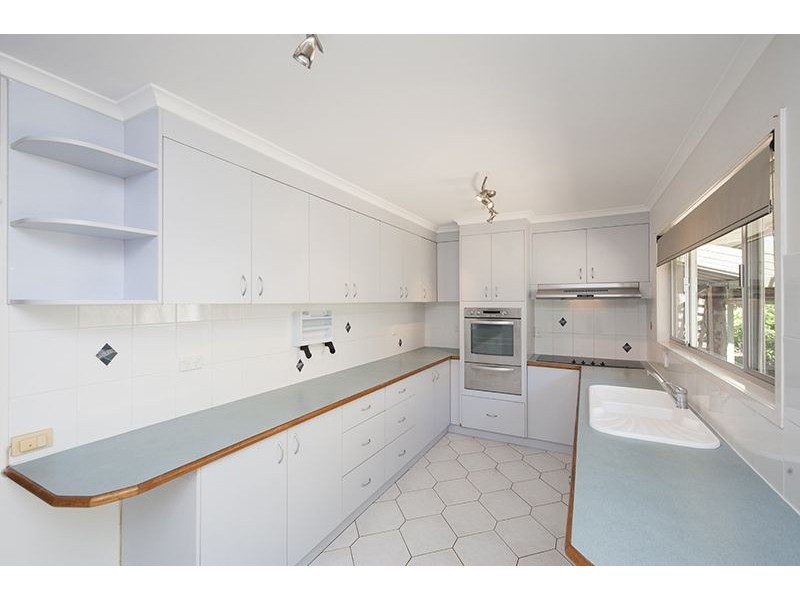 60 Katandra Street, Boyne Island QLD 4680