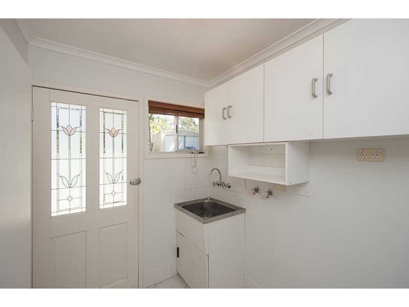 60 Katandra Street, Boyne Island QLD 4680
