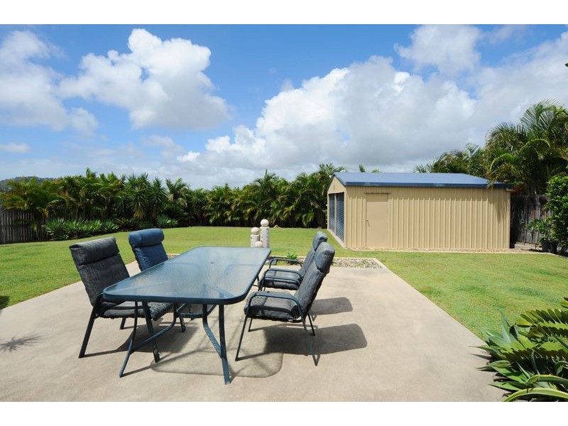 14 Viewpoint Way, New Auckland QLD 4680