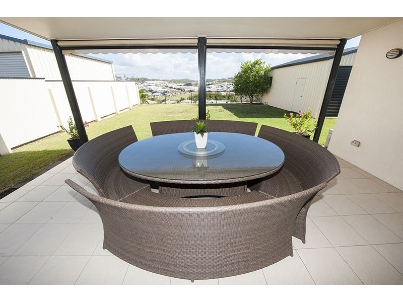 56 Katrina Boulevard, New Auckland QLD 4680