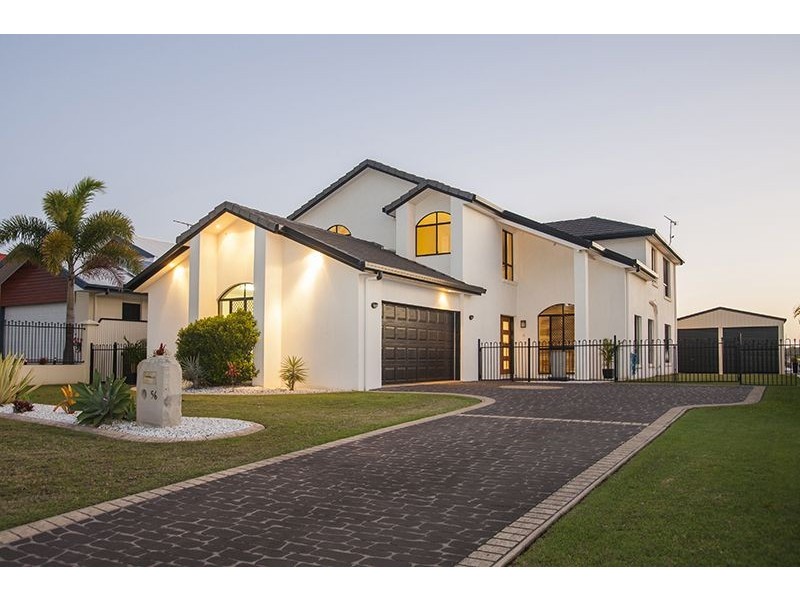 56 Katrina Boulevard, New Auckland QLD 4680
