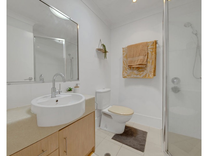 24/10 Nothling Street, New Auckland QLD 4680