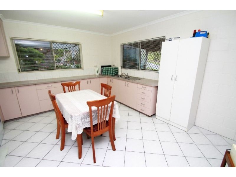 40 Helen Crescent, Wurdong Heights QLD 4680