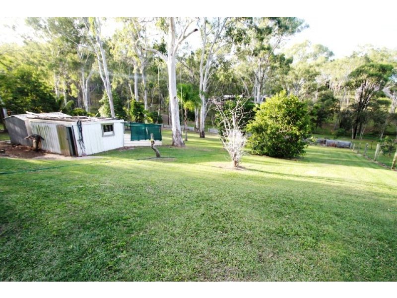 40 Helen Crescent, Wurdong Heights QLD 4680