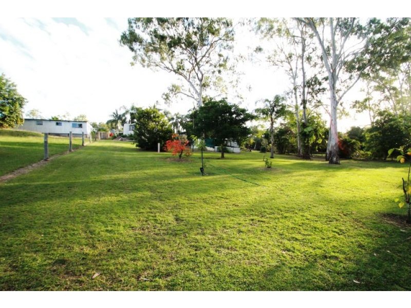 40 Helen Crescent, Wurdong Heights QLD 4680