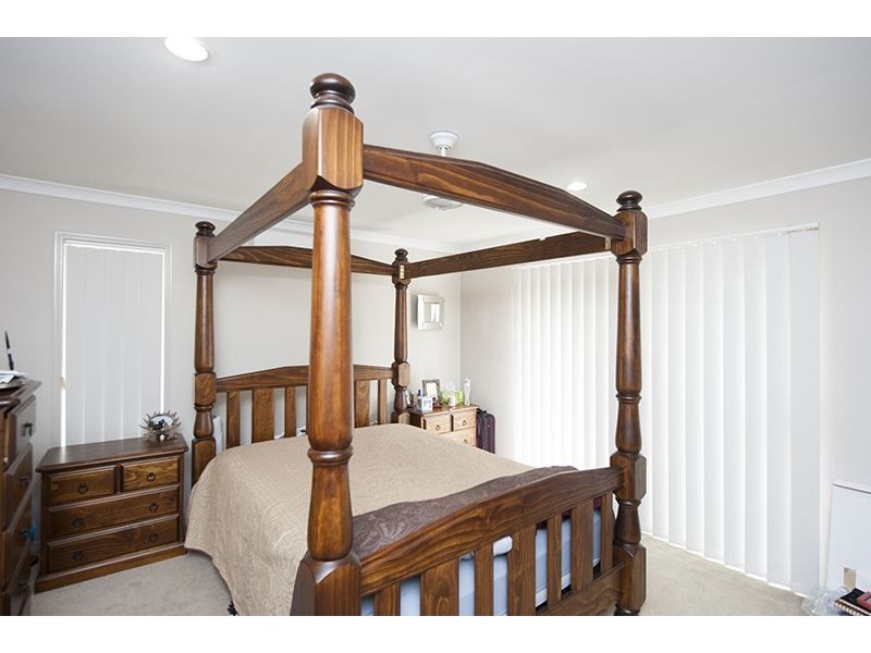 21 Lingwoodock Place, Glen Eden QLD 4680