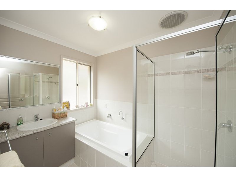 21 Lingwoodock Place, Glen Eden QLD 4680