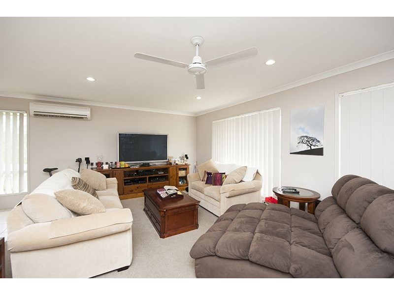 21 Lingwoodock Place, Glen Eden QLD 4680