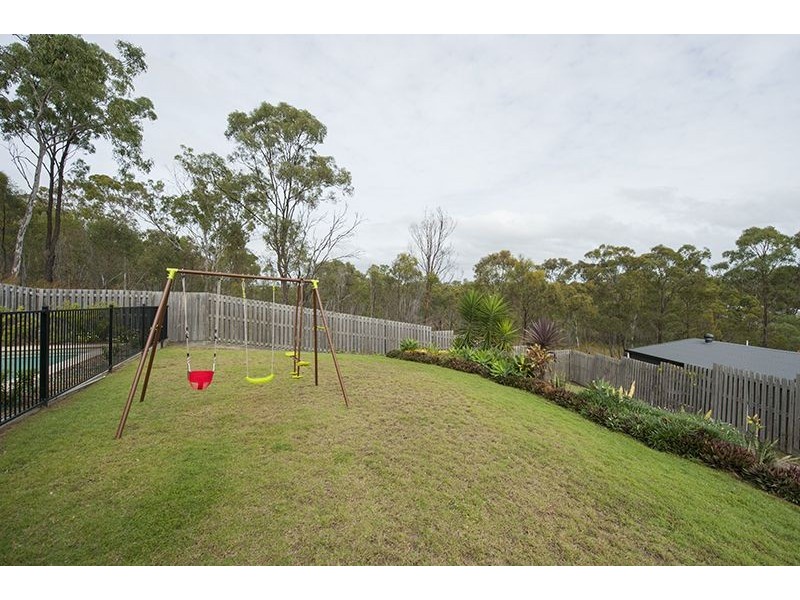 21 Lingwoodock Place, Glen Eden QLD 4680