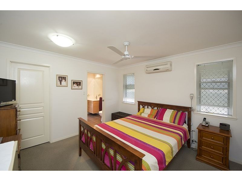 27 Koowin Drive, Kirkwood QLD 4680