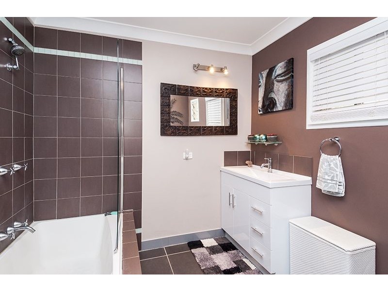 2 Kerr Street, Clinton QLD 4680