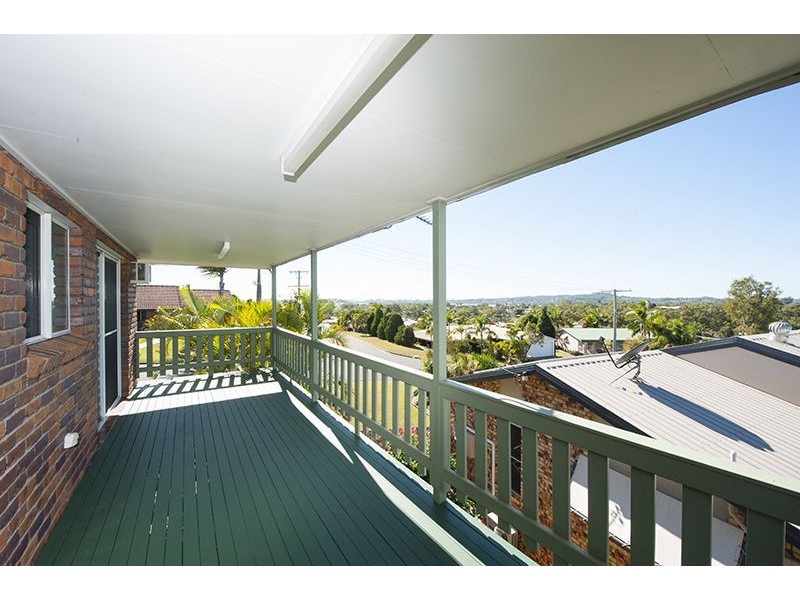 8 Columbia Avenue, Clinton QLD 4680