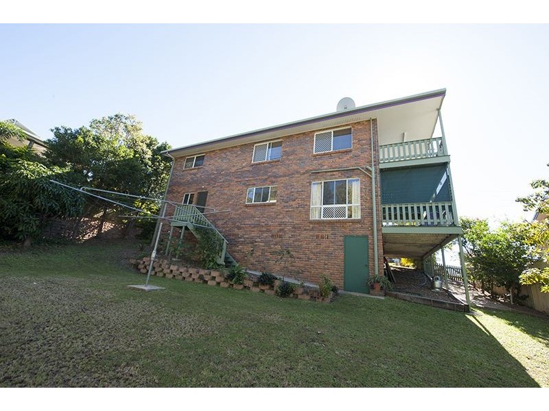 8 Columbia Avenue, Clinton QLD 4680