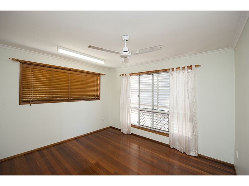 8 Columbia Avenue, Clinton QLD 4680