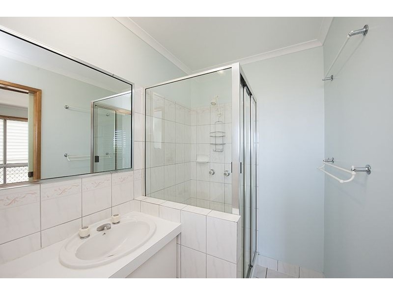 8 Columbia Avenue, Clinton QLD 4680