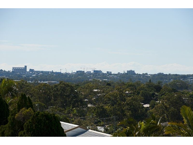 8 Columbia Avenue, Clinton QLD 4680