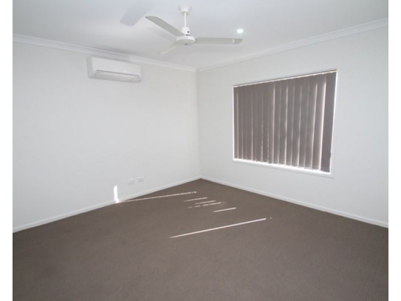 28 Redgum Drive, Kirkwood QLD 4680