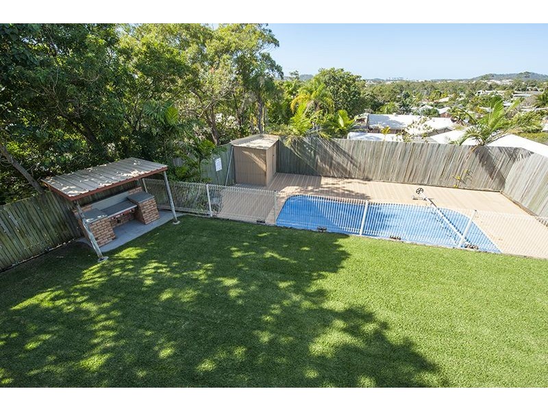 38 Carinya Drive, Clinton QLD 4680