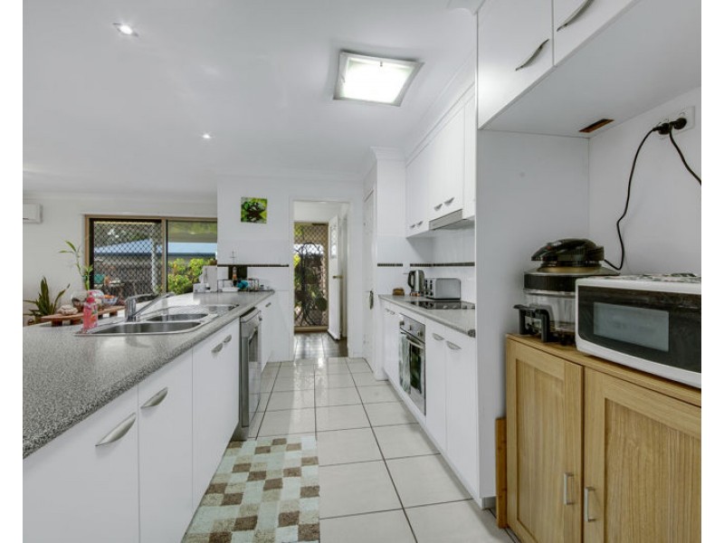 2a Ingra Close, Glen Eden QLD 4680