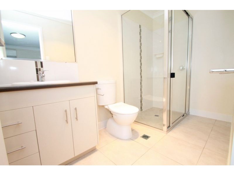 46 Victoria Avenue, Glen Eden QLD 4680