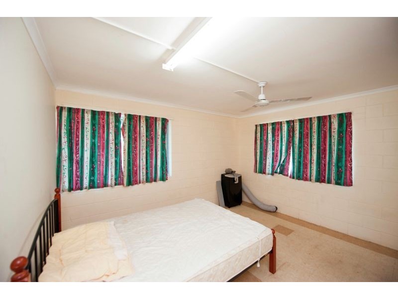 37 O’Malley Street, West Gladstone QLD 4680