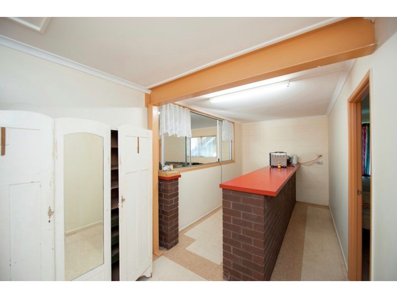 37 O’Malley Street, West Gladstone QLD 4680