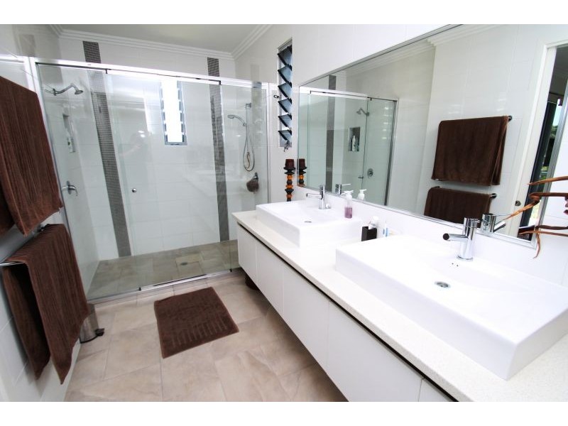 5 Clipper Terrace, South Gladstone QLD 4680