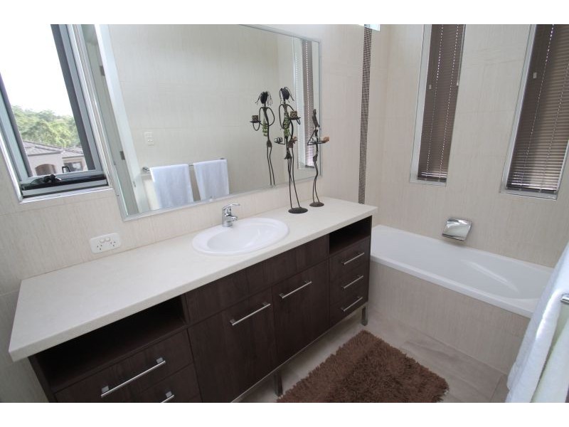 5 Clipper Terrace, South Gladstone QLD 4680