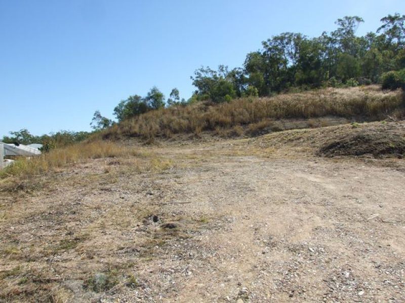 16 Jeana Close, Boyne Island QLD 4680