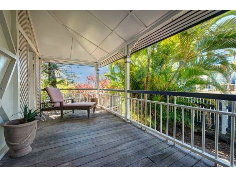 23 Kent Street, West Gladstone QLD 4680
