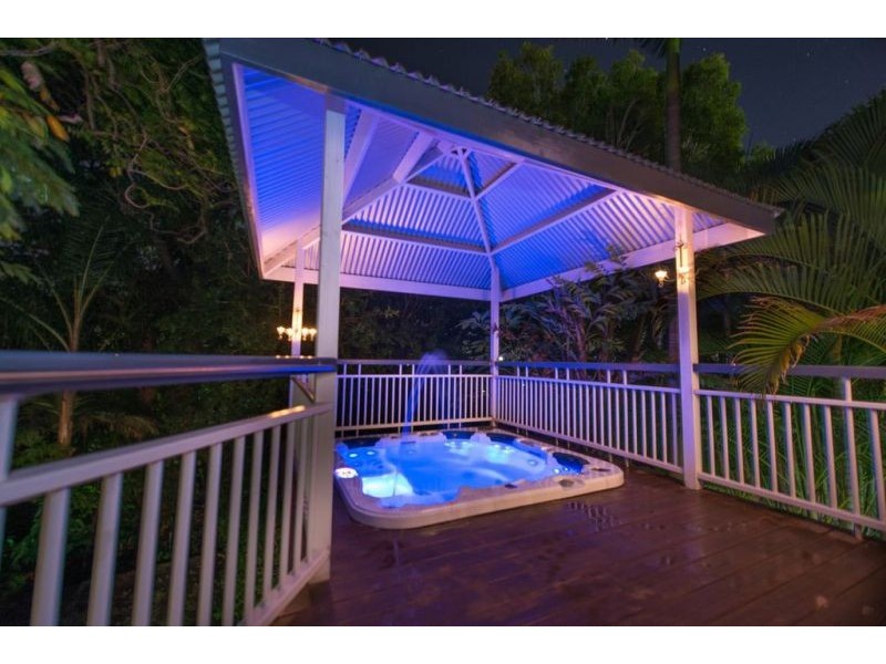 23 Kent Street, West Gladstone QLD 4680