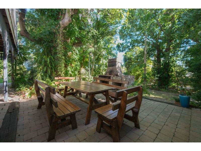 23 Kent Street, West Gladstone QLD 4680