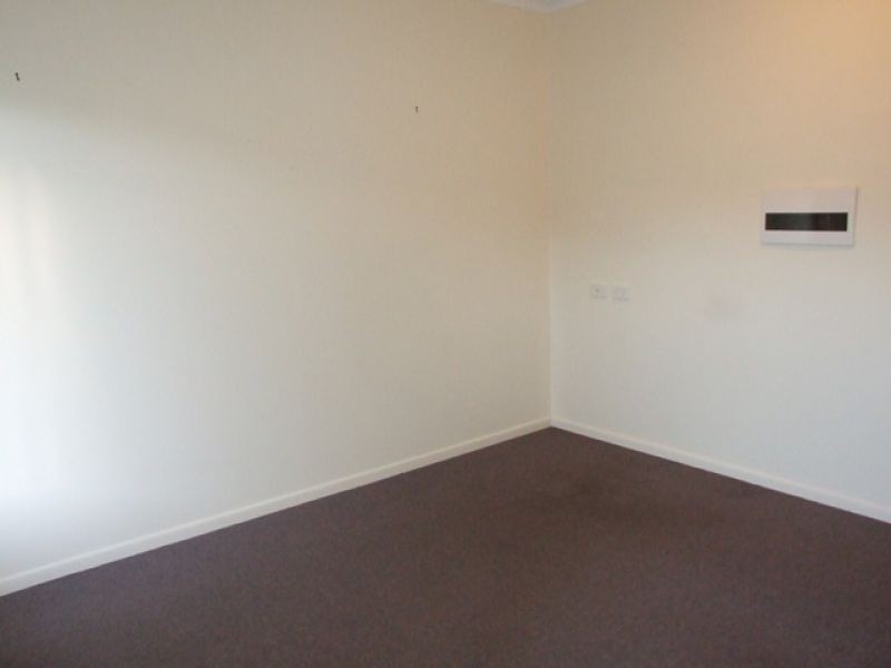 12/8 Wicks Street, New Auckland QLD 4680