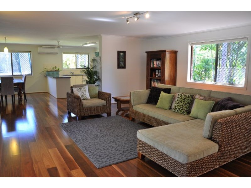 2 Yalkarra Crescent, Wurdong Heights QLD 4680