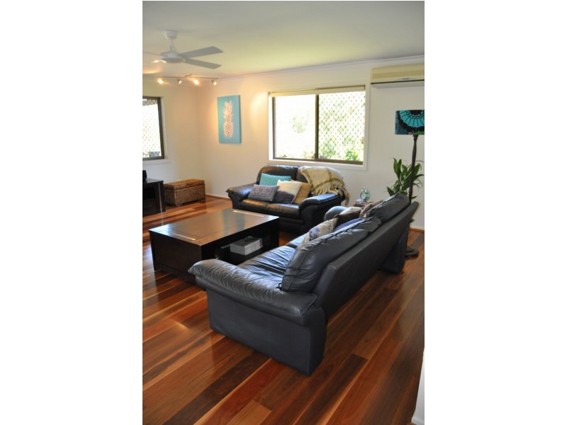 2 Yalkarra Crescent, Wurdong Heights QLD 4680