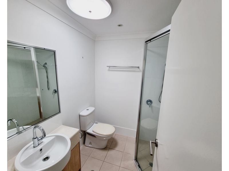 24/10 Nothling Street, New Auckland QLD 4680