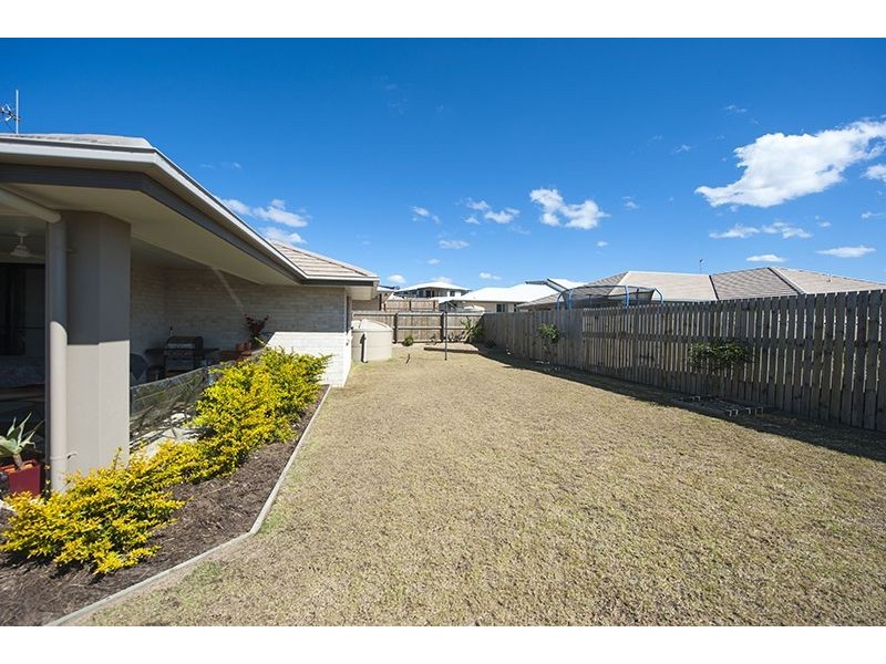 24 Daintree Boulevard, New Auckland QLD 4680