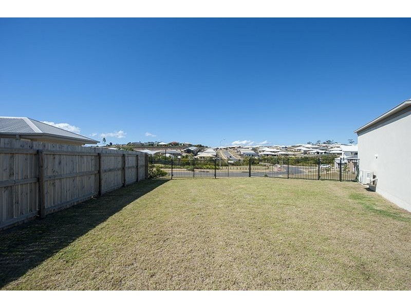 24 Daintree Boulevard, New Auckland QLD 4680