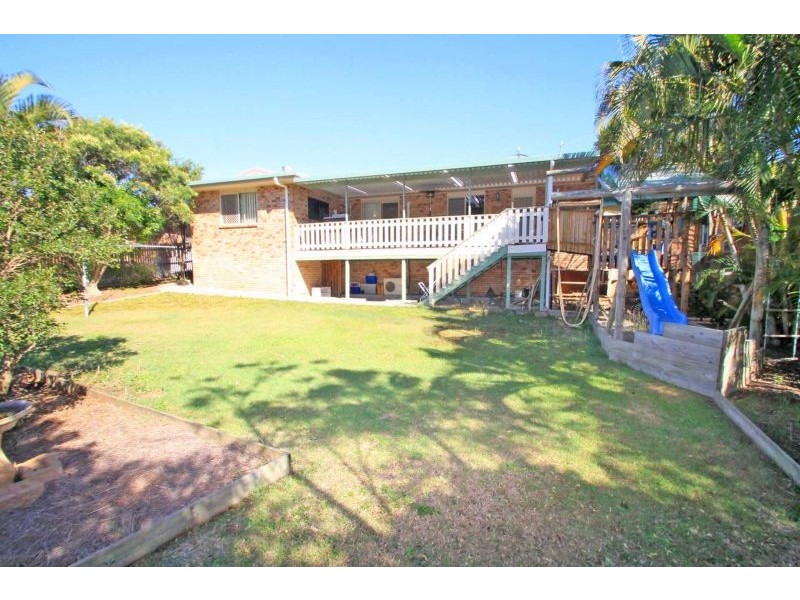 16 Deborah Street, Glen Eden QLD 4680