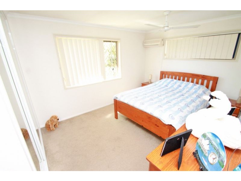16 Deborah Street, Glen Eden QLD 4680