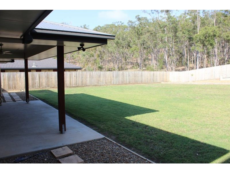 26 Spence Court, Kirkwood QLD 4680