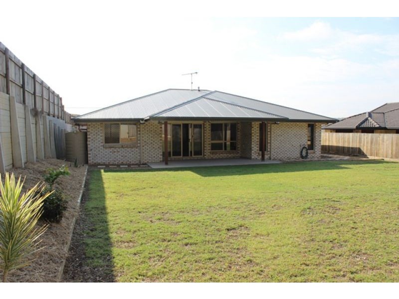 26 Spence Court, Kirkwood QLD 4680