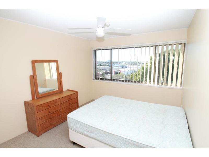 16/7 Kent Street, West Gladstone QLD 4680